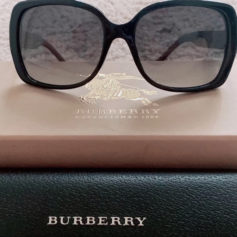 Burberry Sunglasses for Women